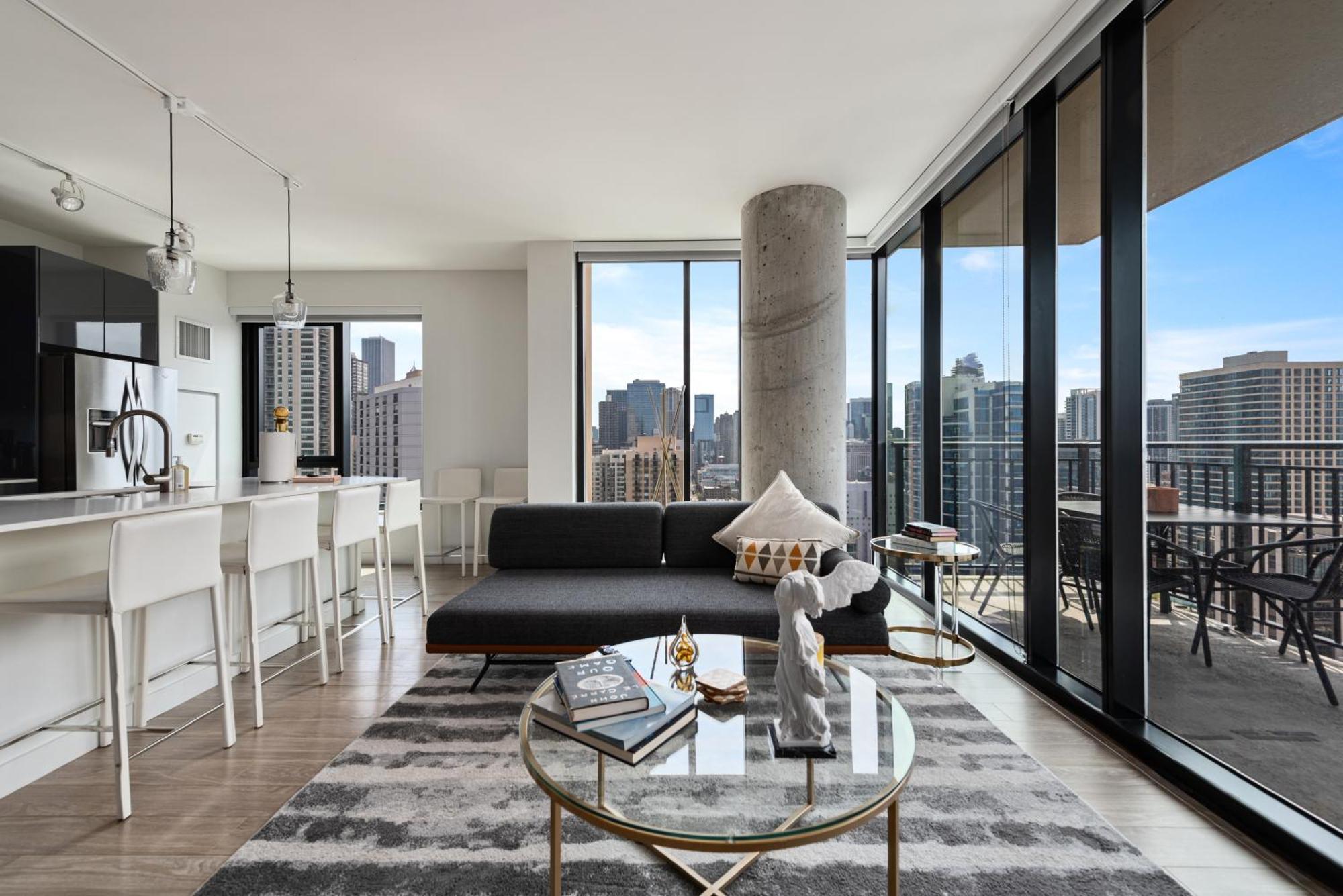 Aurelien Spacious Apartments In The Heart Of Gold Coast Чикаго Екстер'єр фото