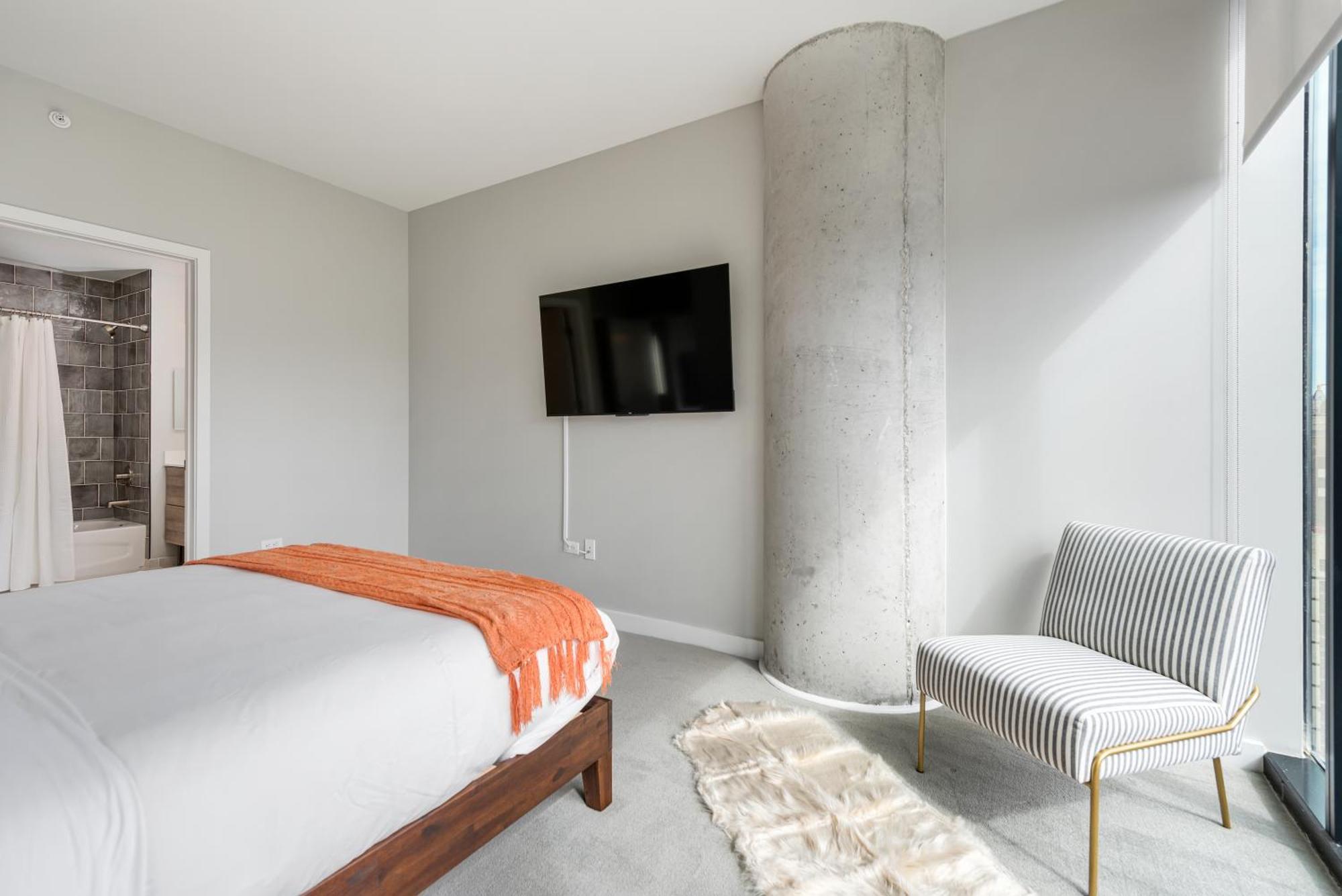 Aurelien Spacious Apartments In The Heart Of Gold Coast Чикаго Екстер'єр фото