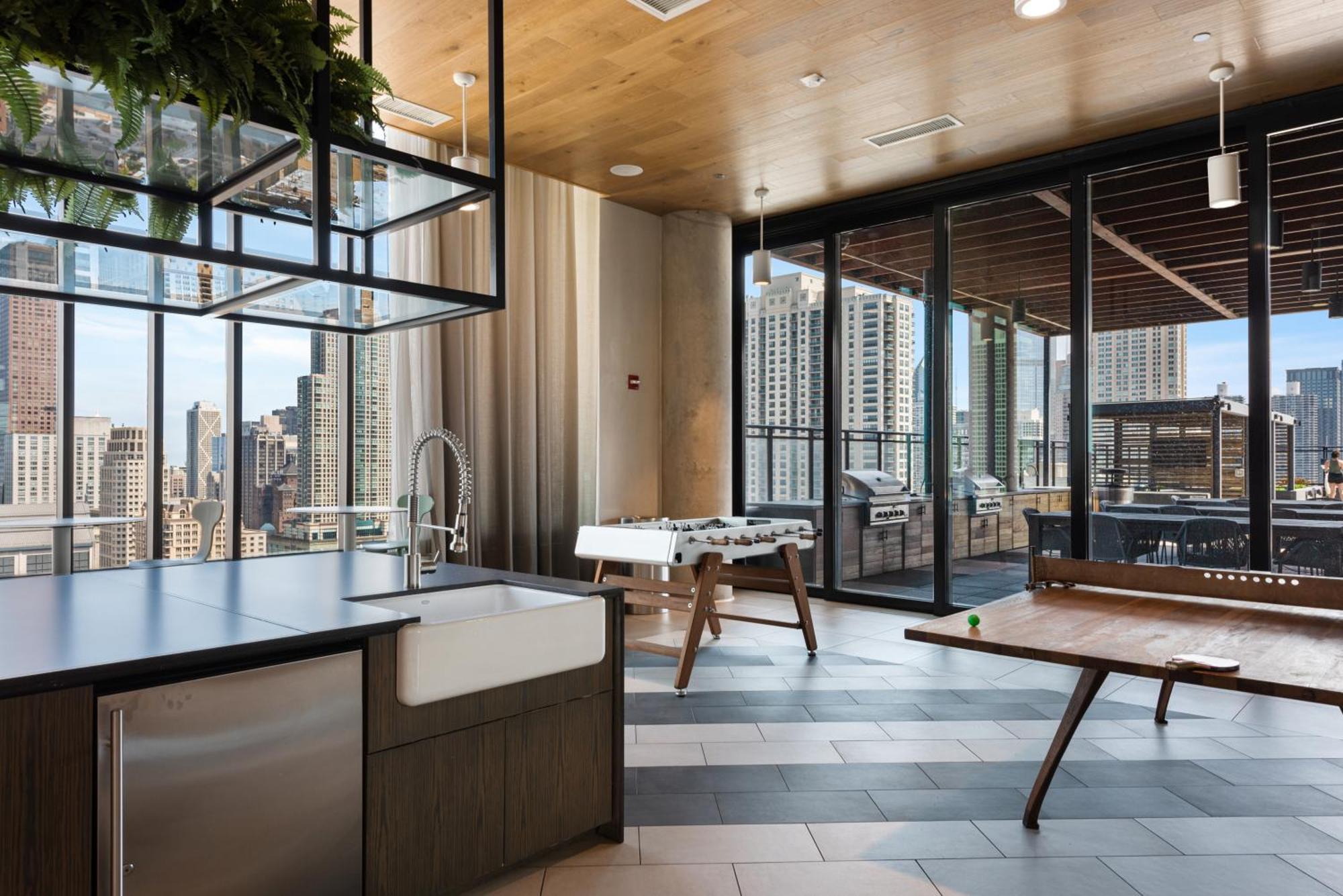 Aurelien Spacious Apartments In The Heart Of Gold Coast Чикаго Екстер'єр фото